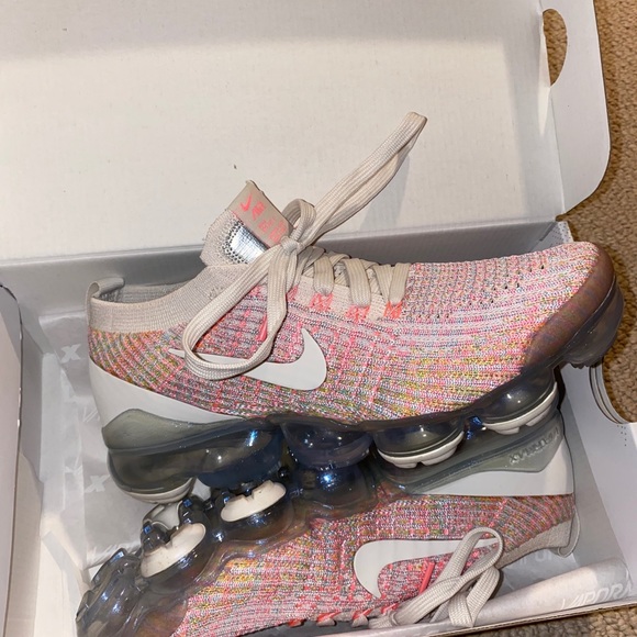 Nike Vapormax Flynit - Picture 5 of 6